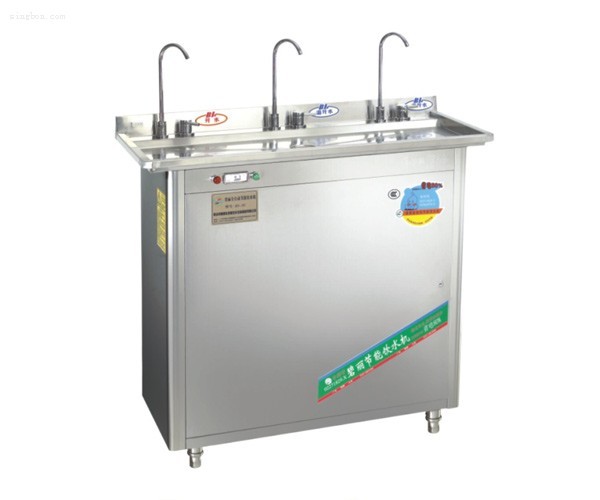 IC卡飲水機(jī)-刷卡飲水機(jī)-自助飲水機(jī)-校園飲水機(jī)-感應(yīng)卡飲水機(jī)-飲水機(jī)ic卡控制器ＩＣ飲水機(jī)，學(xué)生直飲水、學(xué)校直飲水、學(xué)生直飲水 data-cke-saved-src="/UploadFiles/chanpin_UploadFiles_7571/200707/20070731113003710.jpg" src="/UploadFiles/chanpin_UploadFiles_7571/200707/20070731113003710.jpg"